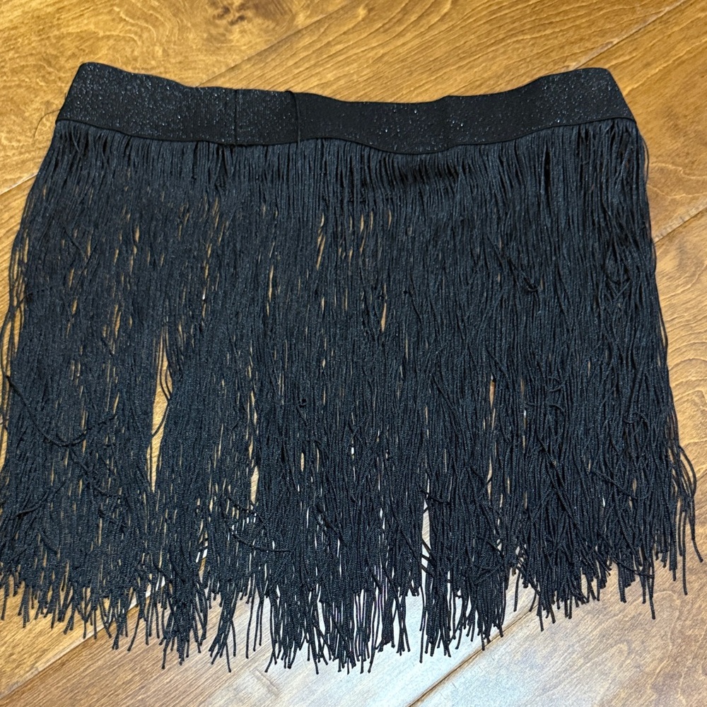 NWOT Size Large SHEIN Elegant Black Fringe Skirt